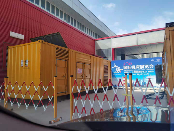 铁东发电车出租-发电机无电压或电压太低怎么办？