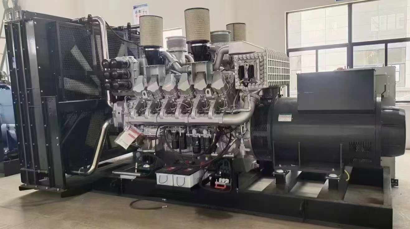 铁东800KW柴油发电机组可以带动多少kw的设备？