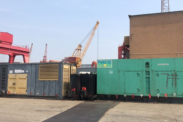 铁东发电机出租空气滤清器的清洁频率是多少？
