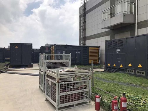 铁东除了定期检查，还有哪些方法可以及时发现接触式转速表探头的磨损？